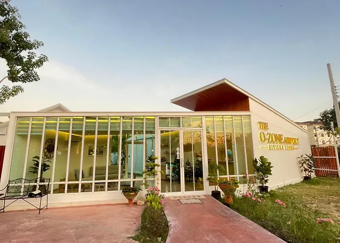 Кемпинг The O-zone Airport Riviera 3*