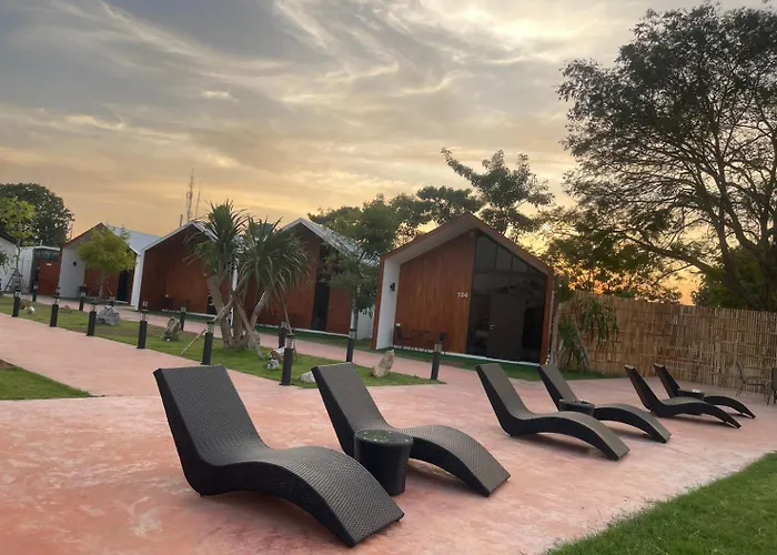 Кемпинг The O-zone Airport Riviera 3*